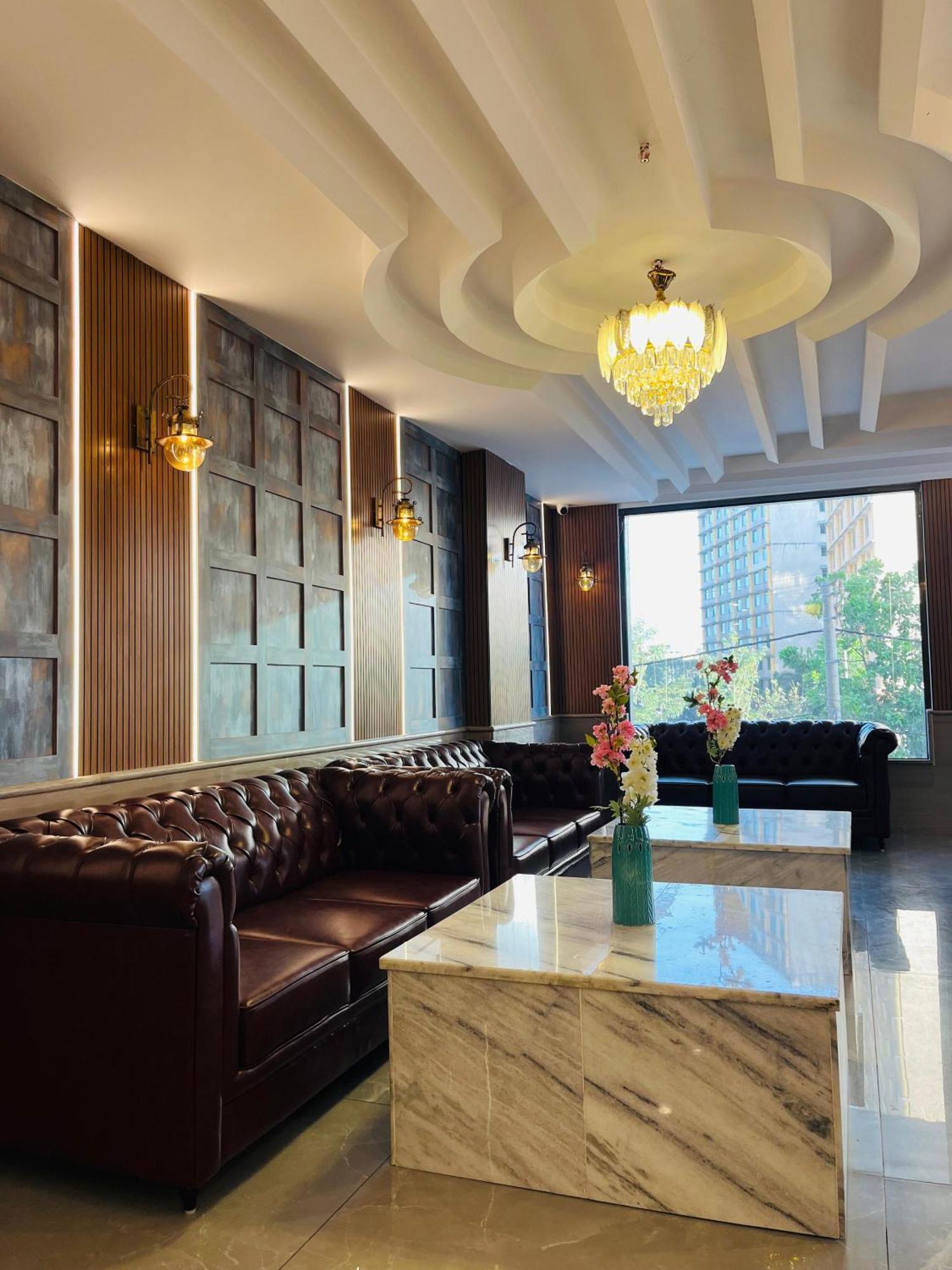 Richmond Inn And Suites Manipal Exterior foto